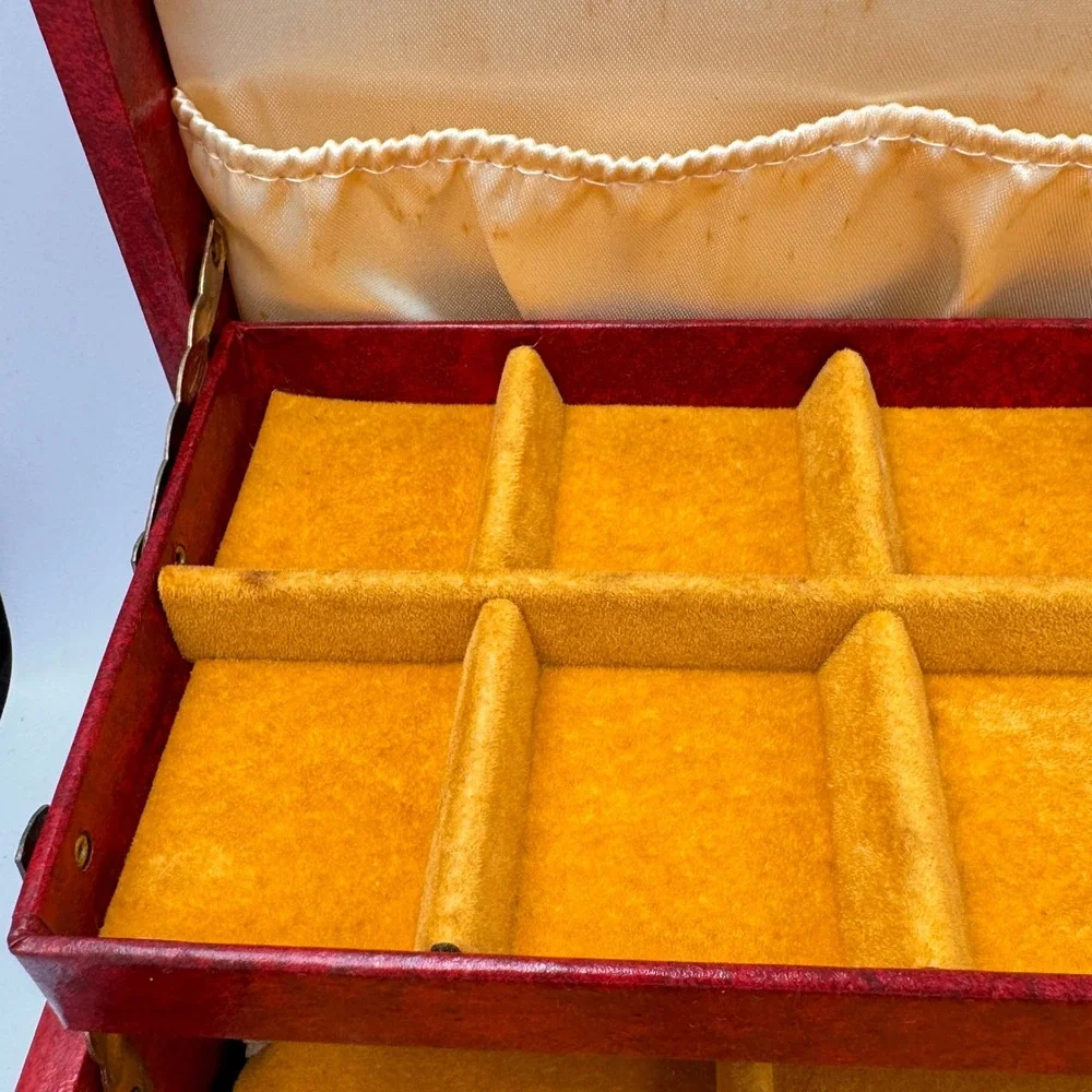 Vintage Red Faux Leather Jewelry Box Gold Filigree 3-Tier Cantilever Drawer
